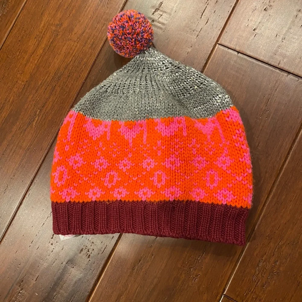 LEBIG girls winter hat size 6-12 y old